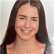 Estudiante universitaria con destacada aptitud para las lenguas ofrece clases de repaso/ayuda para hacer tareas en Maresme y alrededores